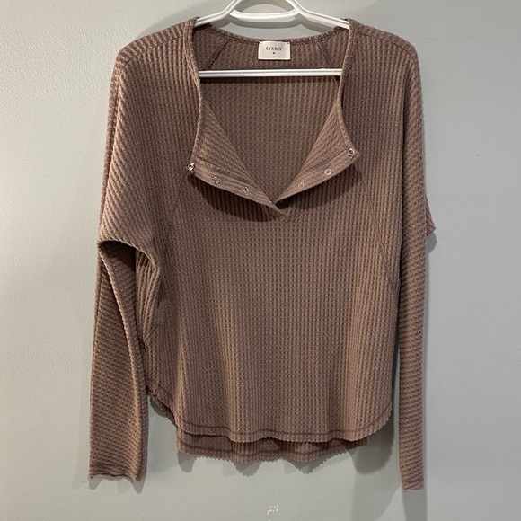 Mauve Waffle-Textured Long Sleeve - Picture 3 of 9